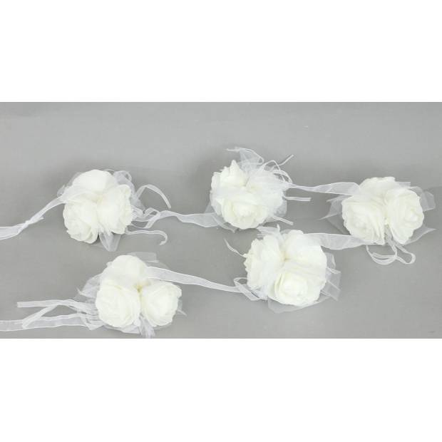 Girlanda z 5svazků růžiček po 3 květech  na stuze , barva bílá , umělá dekorace PRZ2919 Art