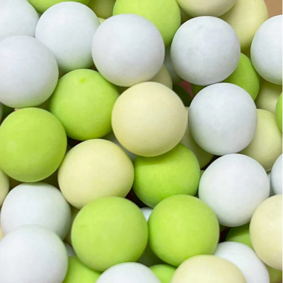 Čokoládové guľôčky 70g zelené a biele - Scrumptious