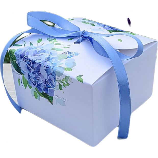 Svadobná krabička na výslužky biela s modrými hortenziami s mašľou (11 x 11 x 7 cm) 8ks - Goldpress
