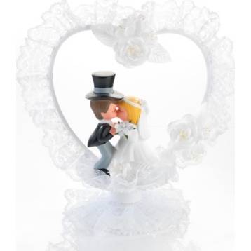 E-shop Svatební figurka na dort 1ks porcelánová polibek se srdcem